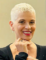 Elizabeth Huffman's Instagram, Twitter & Facebook