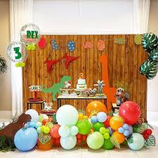 Dec 25 2018 quieres aprender a hacer manualidades increblescrea una elegante decoracin hecha a mano para que tu hogar se vea fabuloso. Fiesta De Dinosaurios Para Ninos Decoracion Para Cumpleanos