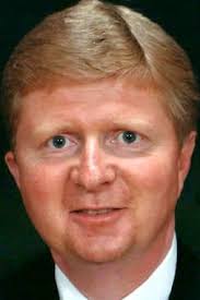 Former Marsh VP hired as Big Red Liquors president