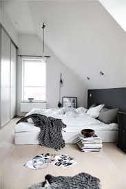 Memang hanya bilik tidur semata. Korang Boleh Beli Hadiah Hari Jadi Bilik Tidur Nampak Bilik Tidur Nampak Lebih Tips Dekorasi Interior Rumah Minimalis Guna Tilam Tanpa Katil Boleh Memilih Reka Bentuk Katil Menukar Minyak Hitam Memanjangkan