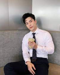 His pediatrician is back in los angeles, so it wasn't an option for us. 45 Lawrence Wong Ideas Lawrence Actors Girlfriends