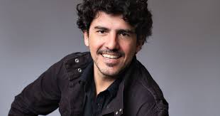 Ator de Caminho das Índias fará workshop com técnicas de comunicação em  Florianópolis