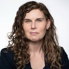 Edmonton school's e-sports athletes go mouse-to-mouse with province's best 