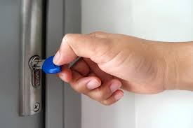 Jul 31, 2021 · line up the key with the lock correctly and insert it. Key Door Opening Door Lock Security House Open Home Secure Unlock Safe Pikist