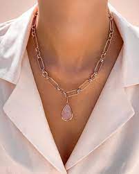 Rose Quartz Figaro Chain Necklace Rose Gold In 2021 Rose Gold Necklace Figaro Chain Necklace Rose Quartz Pendant