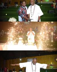 Dr.Azemhe Azena,* visited the palace of Ohen of Amufi community. (Dr.Azemhe  Azena) encouraged the people of Amufi, to come out in mass and vote NNPP.  The Ohen of Amufi, declared his support