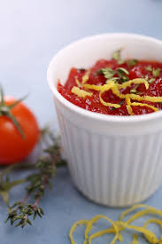 Numero 57 Confiture De Tomate Thym Et Citron C Atelier Des Chefs Recettes Sucrees Confiture De Tomates Recette Et Tomates
