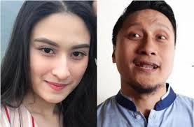 Gak heran deh kalau adly bisa jatuh hati! Angbeen Rishi Dipaksa Pindah Agama Postingan Arie Untung Soal Corona Matamata Com