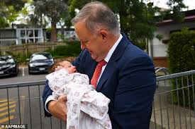 All content authorised by anthony albanese, alp, canberra. Anthony Albanese Is Being Cruelly Trolled Over This Picture Taken At Childcare Centre In Canberra Daily Mail Online