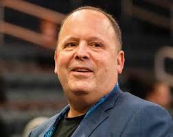 New York Knicks Fans Discuss Giannis Trade Possibility