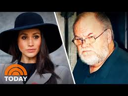 So when photos of markle with her natural hair texture surfaced, the internet practically lost it. Meghan Markle Spends 54k A Year For Hair Vanity Rumor Micky News