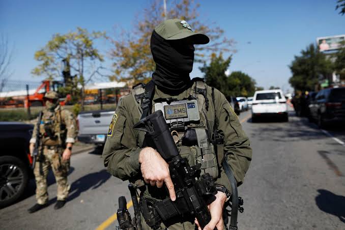 Border Patrol agent who shot Chicago woman bragged about it in text messages