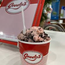 Bend beim führenden marktplatz für gebrauchtmaschinen kaufen. Downtown Bend Store Goody S Chocolates Ice Cream