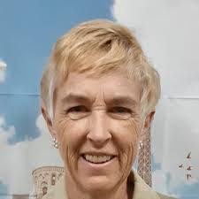 Patty Newcomb's Instagram, Twitter & Facebook