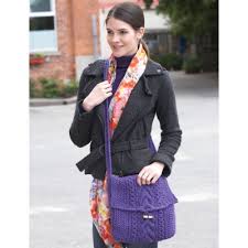 Cable tote knit knit a cabled tote bag for free! 20 Free Knit Bag Patterns For Summer Favecrafts
