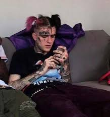 Pin By Ema Em On Lil Peep Lil Peep Beamerboy Lil Peep Hellboy Peeps