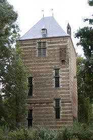 In 2020 nam chef ollie schuiling de leiding over van het restaurant en behaalde in 2021 een eerste michelinster. Kasteeltoren Uit In Ijsselstein Kasteel Wenteltrap Gevangenis