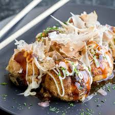A Quick And Easy Takoyaki Recipe Made With A Takoyaki Pan And Topped With Homemade Takoyaki Sauce Kewpie Mayonn Easy Japanese Recipes Recipes Food Inspiration