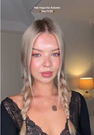 What side do you prefer? #blushplacement #makeuphacks #makeuptips #blu...