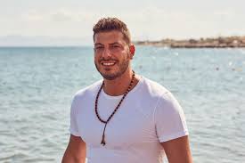 Clare crawley's bachelorette season may have been delayed by several months, but it arrived with dozens of contestants this story will be updated throughout the 2020 season of the bachelorette. Bachelorette 2020 So Sehen Die Kandidaten Aus Gala De