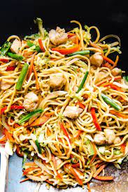 30 Minute Chicken Chow Mein Recipe Recipe Chow Mein Recipe Recipes Cooking Recipes