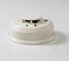 We review carbon monoxide detectors based on price, features, reliability, and customer reviews. Smoke And Carbon Monoxide Detectors Comfort Keepers Comfort Keepers