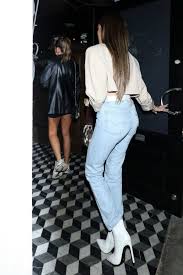 Madison beer heads to dinner with blake griffin in la photo 1242327 blake griffin madison beer pictures just jared jr. Madison Beer Arrives For Dinner With Blake Griffin At Craig S Restaurant In West Hollywood Los Angeles 120619 4
