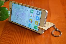 Wooden Smart Phone Stand Keychain Stand For Smartphone Compact Smartphone Holder Wooden Keyring Wooden Keychain Smartphone Accessory Telephone Intelligent Support Telephone Smartphone