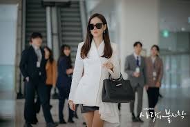 사랑의 불시착 손예진 남한 Vs 북한 스타일 2탄 네이버 블로그 2020 한국 스타일 패션 스타일 런던 패션