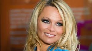 Nicole Scherzinger mistaken for Kim Kardashian as she debuts daring  platinum blonde hair