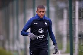 Мбаппе килиан (mbappé kylian) футбол нападающий франция 20.12.1998. Kilian Mbappe Futbolist Biografiya Lichnaya Zhizn Foto