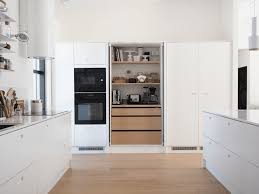 aamiaiskaappi mekanismi sisaanmenevat ovet keuken design keukens huis