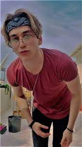 𝐍𝐨𝐮𝐫 𝐦𝐚𝐫5 in 2021 nour mar5 african prom dresses cute emoji wallpaper