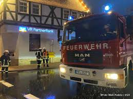 Schwelbrand In Stromverteilung Der Vr Bank Gudensberg Nh24 De
