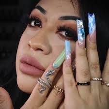 Priscilla Duron's Instagram, Twitter & Facebook