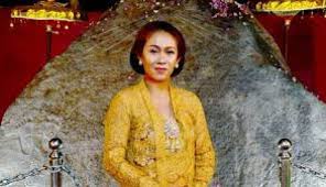 Suku sunda sejarah kebudayaan dan adat istiadat lengkap. Ternyata Eh Ternyata Keraton Agung Sejagat Dan Sunda Empire Sudah Lama Masuk Radar
