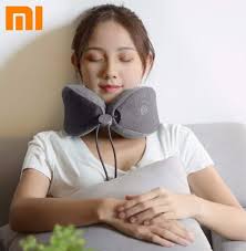 Bantal angin, sebuah bantal yang berisi udara atau angin. Rekomendasi 12 Bantal Leher Yang Cocok Dibawa Saat Traveling Terbaru 2020 Bukareview