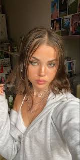 Eva Goodall (egoodall0074)