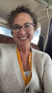 Tracie Huffman's Instagram, Twitter & Facebook