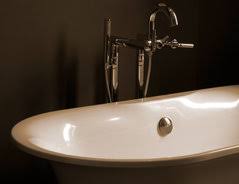 In 50 minuten zu neuem glanz. Badewannenlack So Streichen Sie Ihre Badewanne Richtig