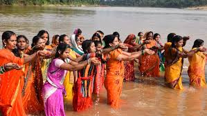 जमशेदपुर: श्रावण के आखिरी सोमवार को श्रद्धालुओं ने की पूजा-अर्चना | द  एवेन्यू मेल