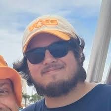 Dylan Holt's Instagram, Twitter & Facebook