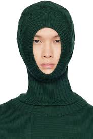 Robyn Lynch Presents New Fall/Winter 2023 Collection