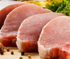 Deși carnea de vită este considerată carnea perfectă pentru friptura, mulți preferă să folosească carnea de porc pentru acest fel de. Un Nou Produs Apare Pe Mesele Oamenilor Carnea De Porc Din Plante Evenimentul Zilei
