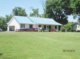 Quite area but close enough to large communities like clarksville and nashville. 1019 B Hall Rd Cadiz Ky 42211 Zillow