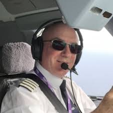 1000 hours of pretending to be a pilot… maybe I could actually do this  thing for real 🤔😆 Thank God for this awesome milestone and I hope for the  speedy recovery of