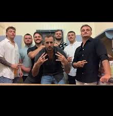 Dean Langdon (@dean_langdon_) • Instagram photos and videos