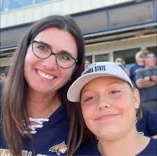 Wrestling shoes for wide flat feet in kids?