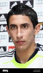 Goal of angel di maria hi-res stock photography and images