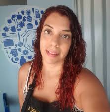 Es un placer muy grande estar trabajando en mi música con toda mi energía y  amor. 🎶❤️ Un chef prepara platos, un maestro prepara lecciones para sus  alumnitos, un peluquero estudia nuevos